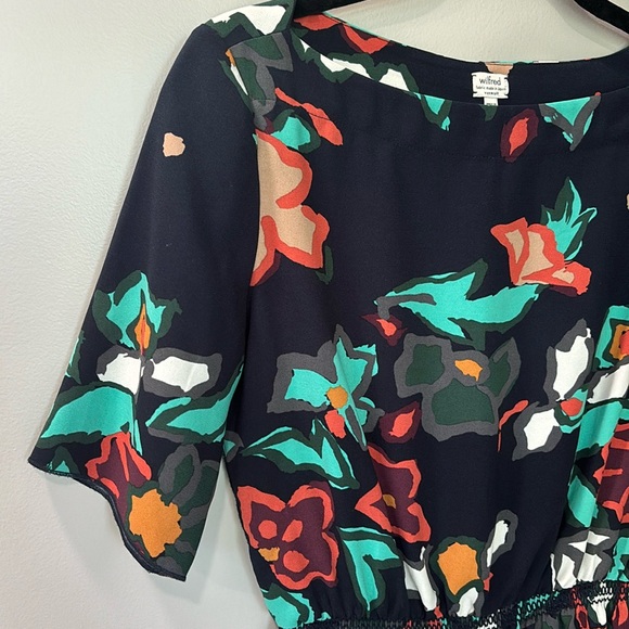 Wilfred Aritzia Floral Peplum Blouse, Size XXS - Picture 5 of 7